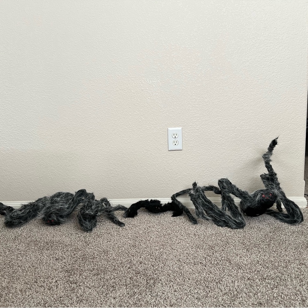 Black and Gray Decorative Halloween Spider Web Garland
